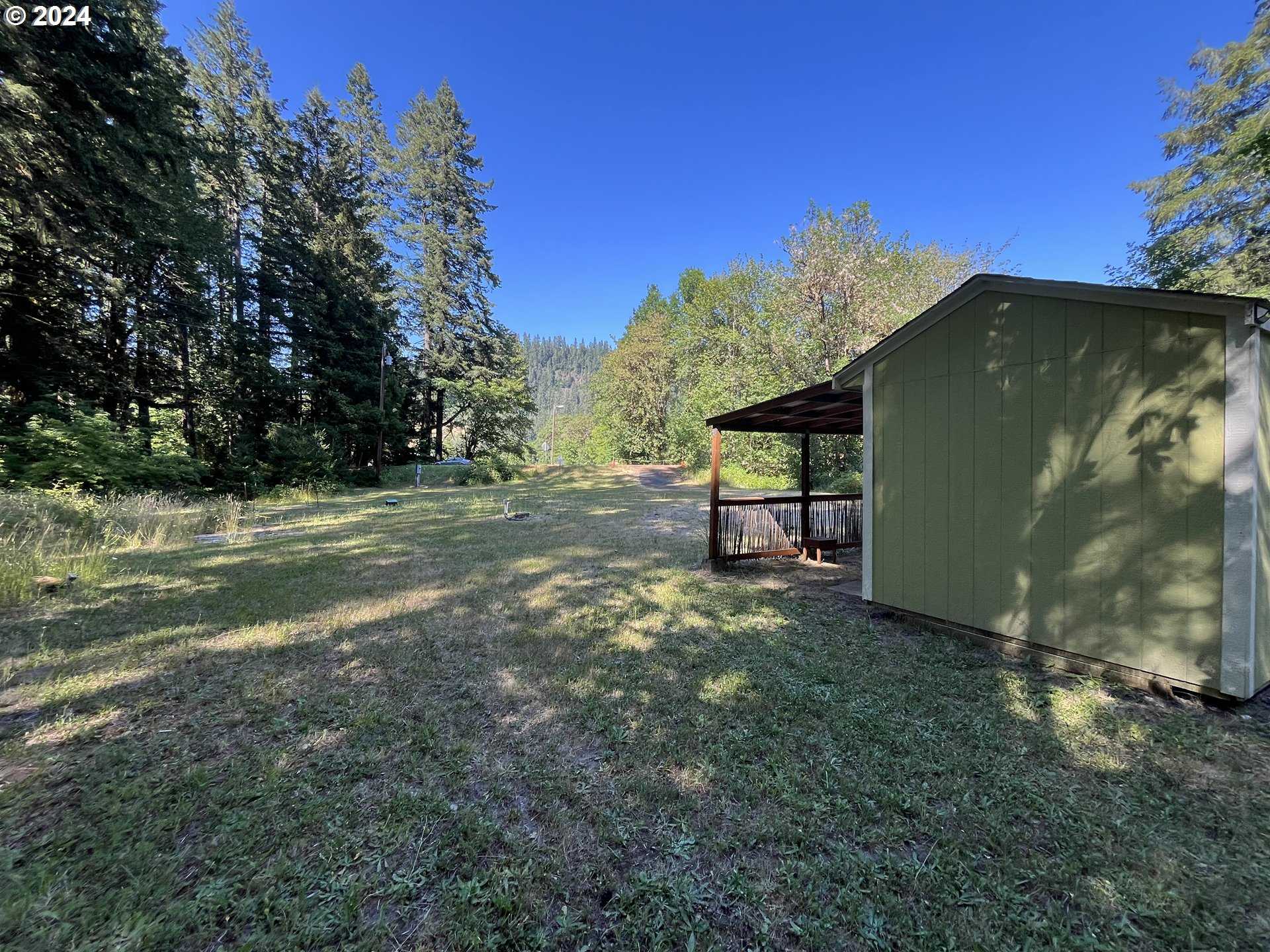 photo 3: 46430 WESTFIR RD, Westfir OR 97492