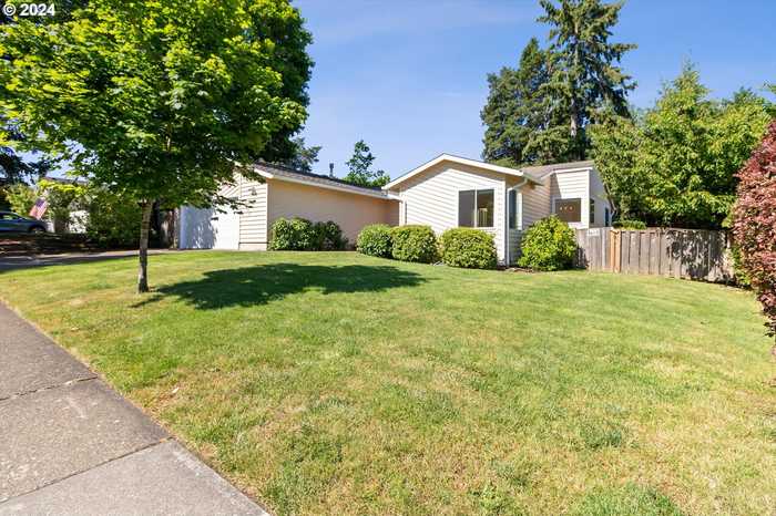 photo 2: 3985 NW 169TH AVE, Beaverton OR 97006