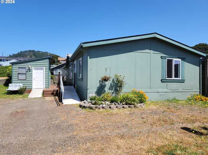 photo 1: 94120 STRAHAN ST Unit 47, Gold Beach OR 97444