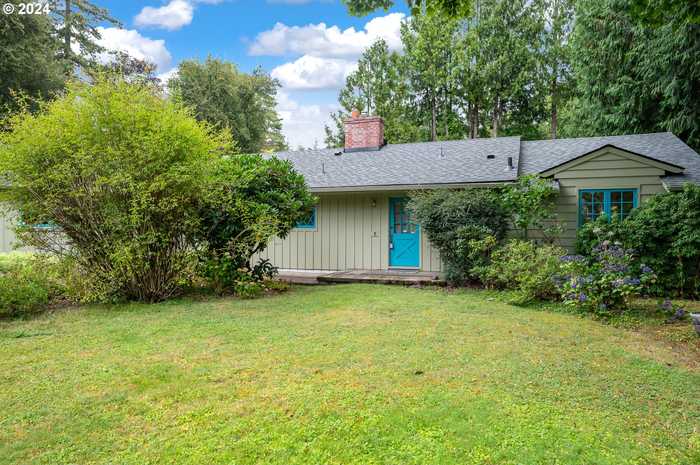 photo 1: 4906 SW 35TH PL, Portland OR 97221