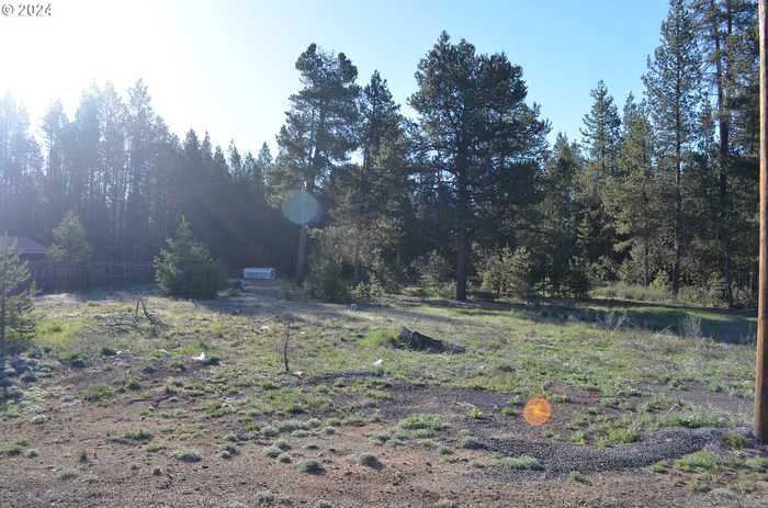 photo 4: 135627 N HIGHWAY 97, Crescent OR 97733