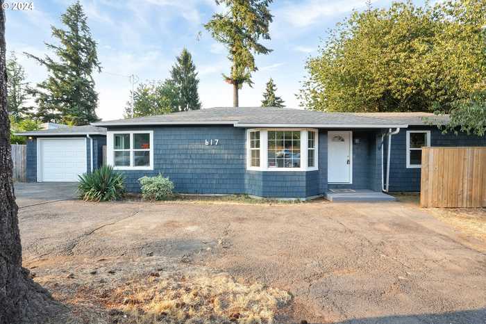 photo 1: 617 S BROWNING AVE, Salem OR 97302