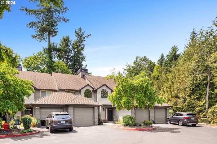 photo 1: 3916 CARMAN DR, Lake Oswego OR 97035