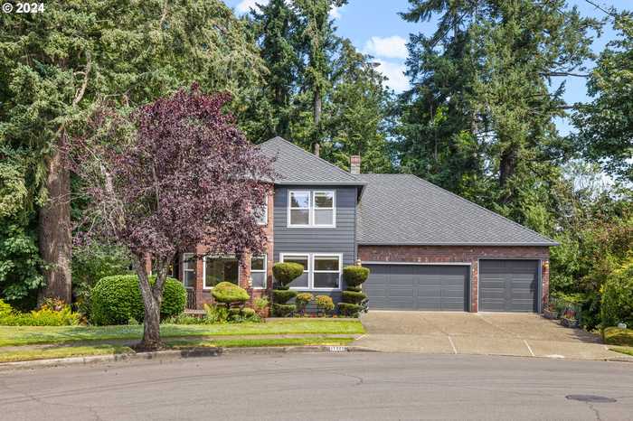 photo 1: 21505 LUPINE CT, West Linn OR 97068