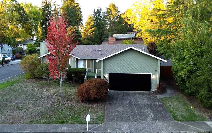 photo 1: 12601 SE REGENCY VIEW ST, Happy Valley OR 97086