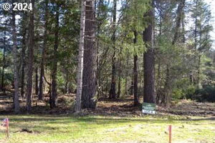 photo 2: Sylvan DR Unit Lot 4, Grants Pass OR 97527