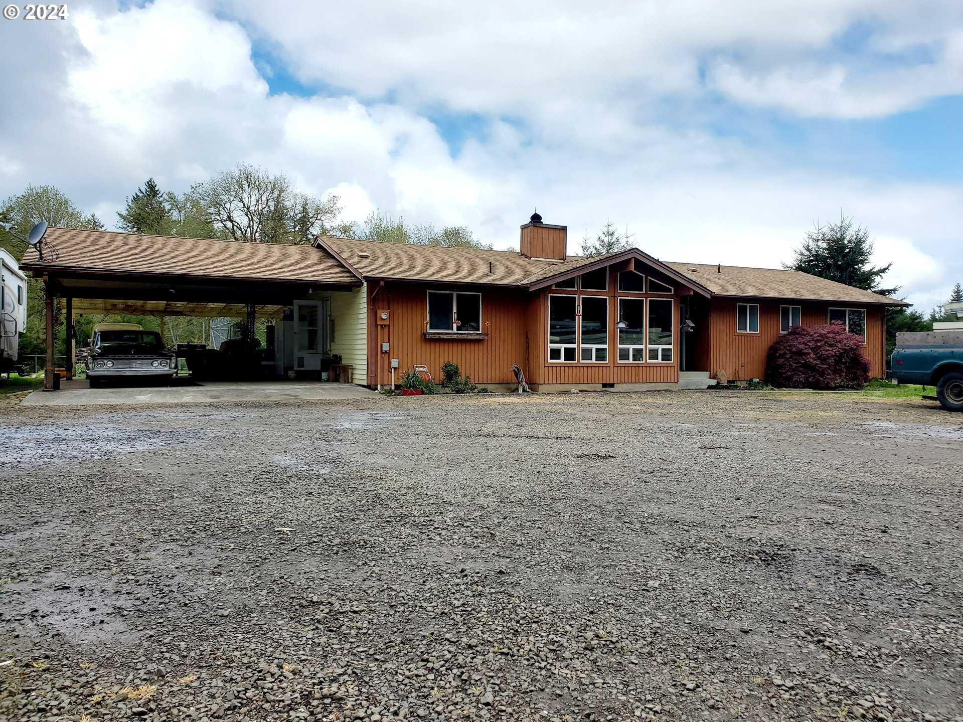 photo 1: 73927 ALDER GROVE RD, Clatskanie OR 97016