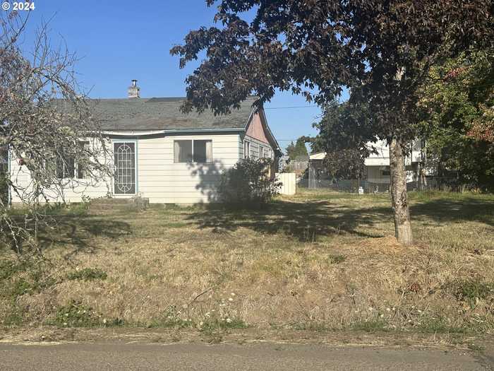 photo 2: 82877 BUTTE RD, Creswell OR 97426