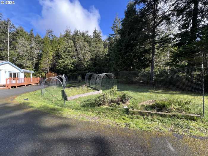 photo 34: 41920 PARK RD, Port Orford OR 97465