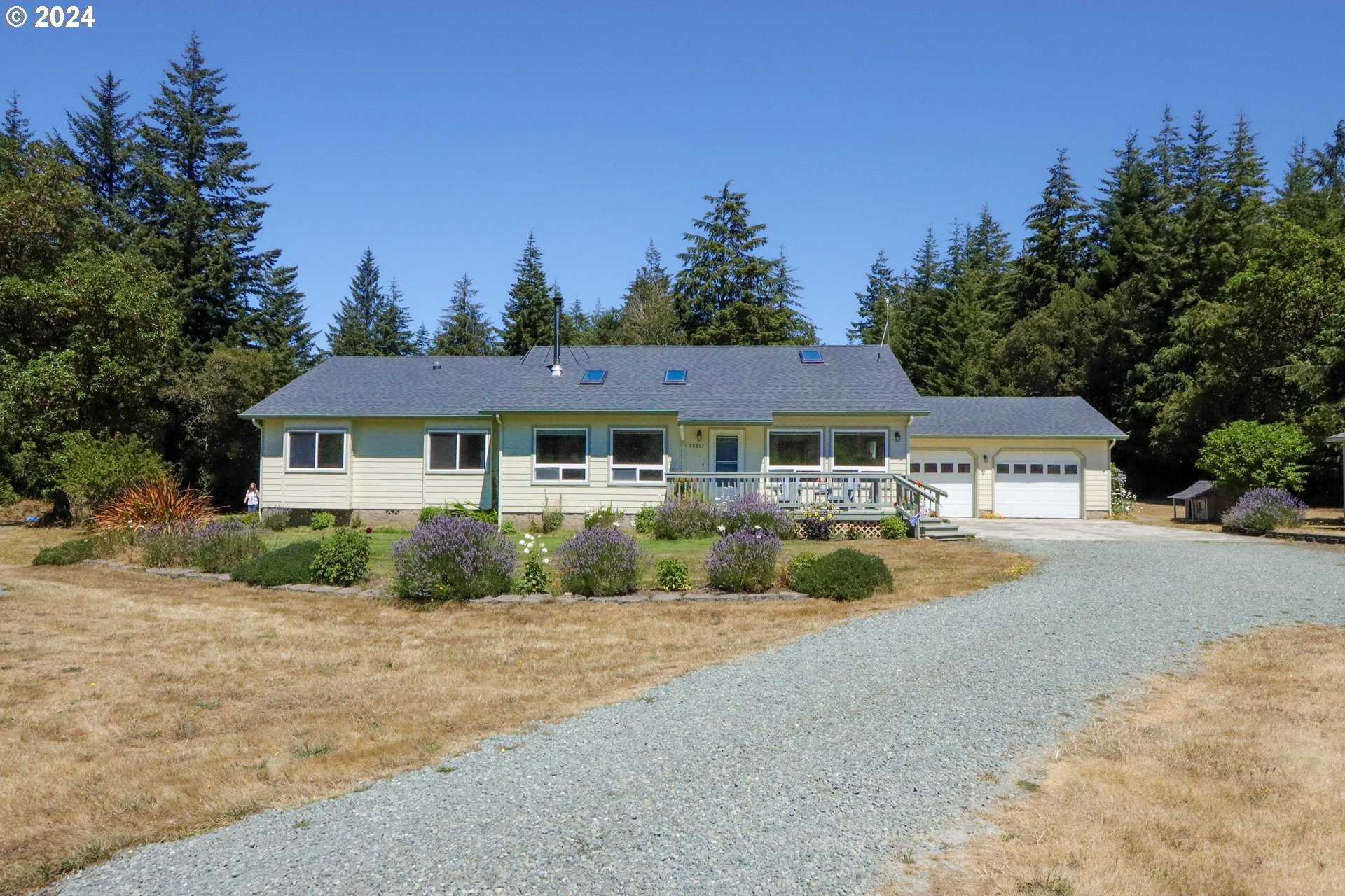 photo 1: 88863 SHIRLEY LN, Bandon OR 97411