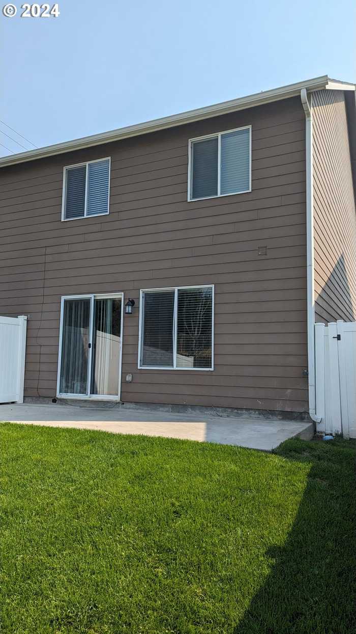 photo 12: 1793 NE 8TH ST, Hermiston OR 97838