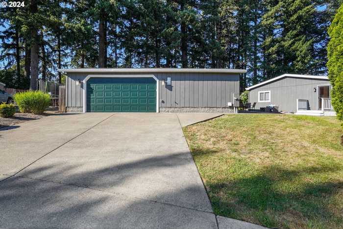 photo 1: 1720 TEN OAKS LN, Woodburn OR 97071