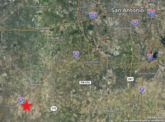 photo 11: 3945 E FM 462, Moore TX 78057