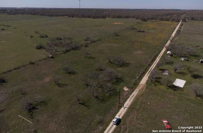 photo 2: 8765 US Highway 87 W, La Vernia TX 78121