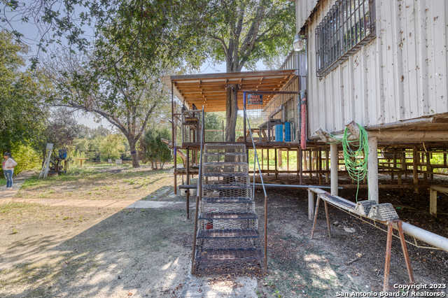 photo 3: 240 Private Road 101, Carrizo Springs TX 78834