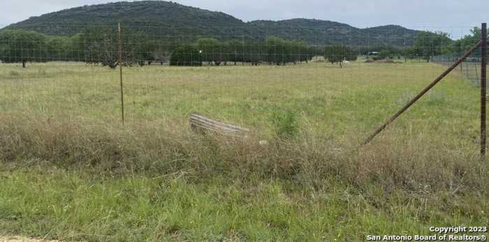 photo 2: 635 Burditt Ranch Rd, Leakey TX 78873