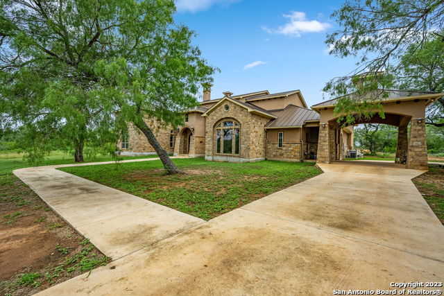 photo 3: 10651 KOSUB LN, San Antonio TX 78223