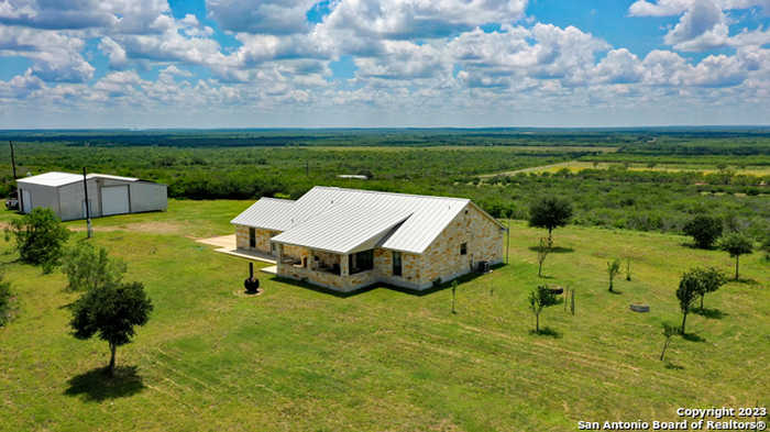 photo 1: 1490 COUNTY ROAD 747, Yancey TX 78886