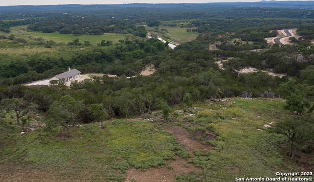 photo 3: 1845 Paradise Parkway, Canyon Lake TX 78133