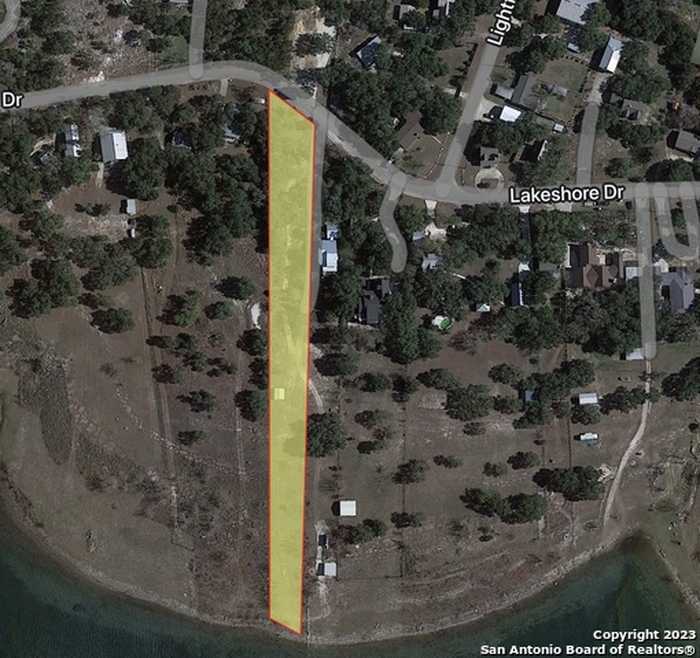 photo 1: 2184 LAKESHORE DR, Canyon Lake TX 78133