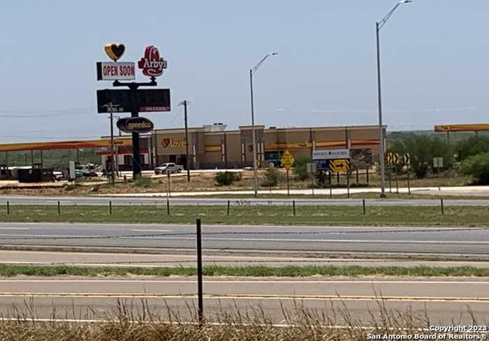 photo 6: 2266 Frontage Rd, Cotulla TX 78014