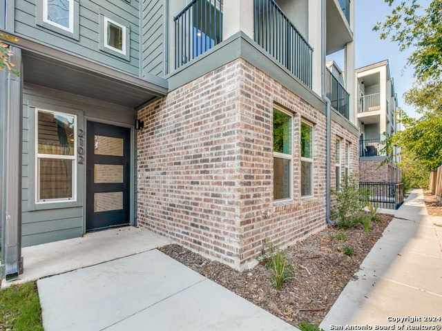 photo 1: 419 Ira Ave Unit 2102, San Antonio TX 78209