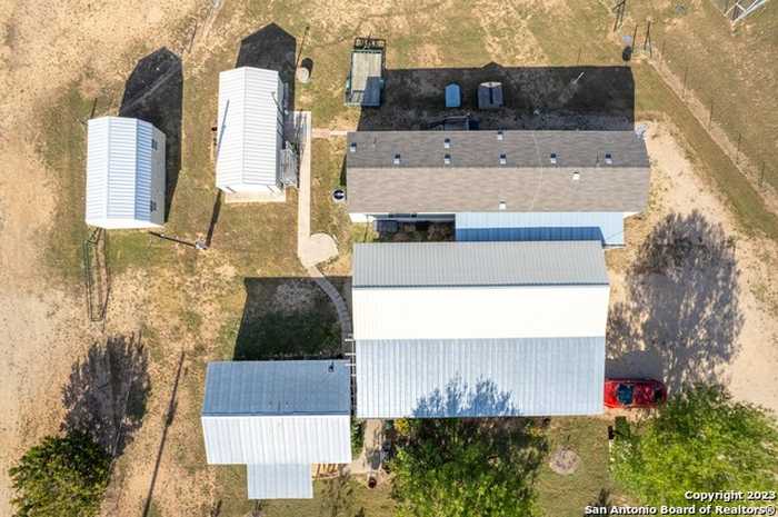 photo 2: 127 MOUNTAIN VIEW DR, Bandera TX 78003