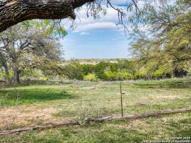 photo 1: 1285 MISSION VALLEY RD, New Braunfels TX 78132