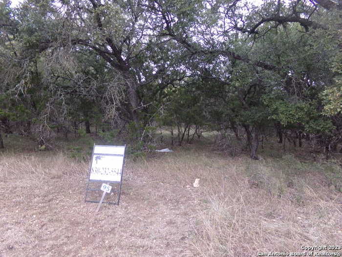 photo 1: 95 Mountain Valley Dr, ConCan TX 78838