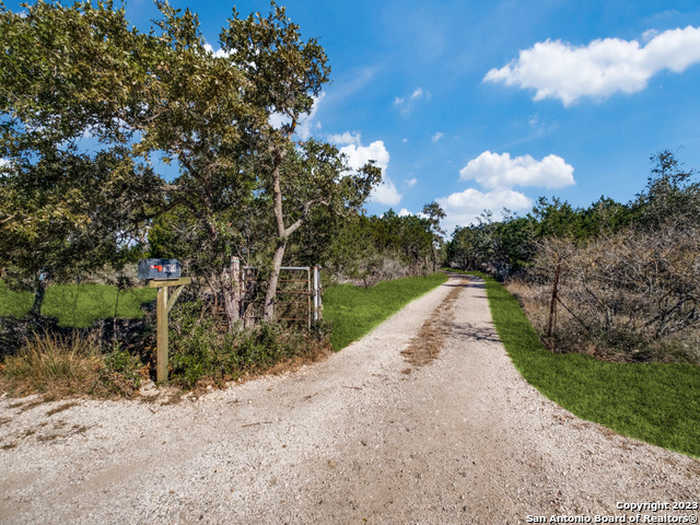 photo 28: 5001 Whartons Dock Road, Bandera TX 78003