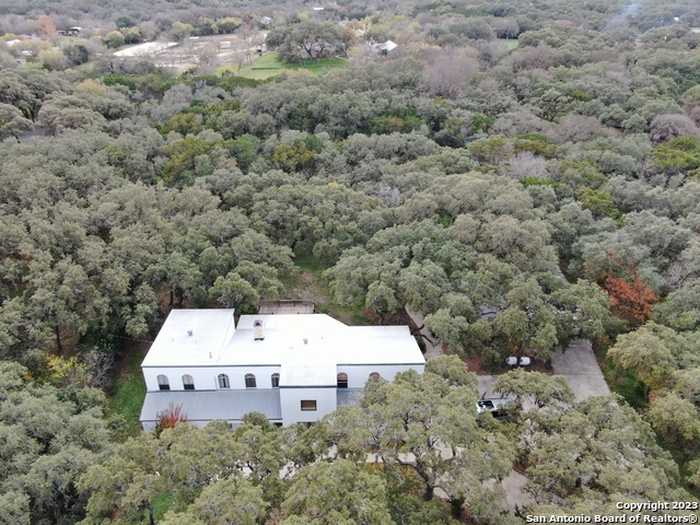 photo 31: 10624 PARRIGIN RD, Helotes TX 78023