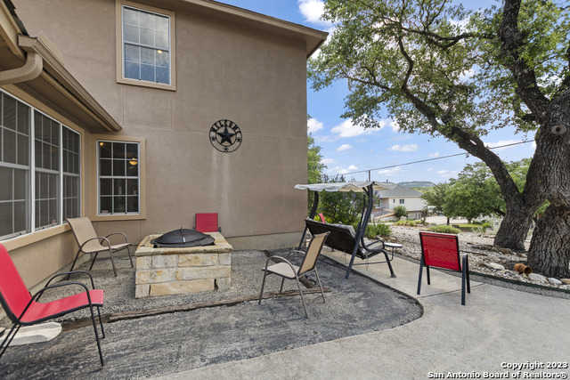 photo 1: 118 SAGE RD, Canyon Lake TX 78133