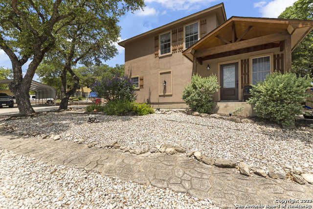 photo 3: 118 SAGE RD, Canyon Lake TX 78133