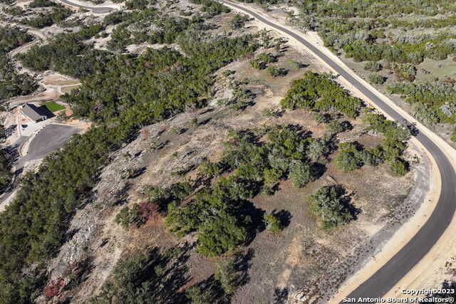 photo 2: 1837 Paradise Parkway, Canyon Lake TX 78133