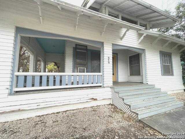 photo 2: 210 FLORIDA ST, San Antonio TX 78210