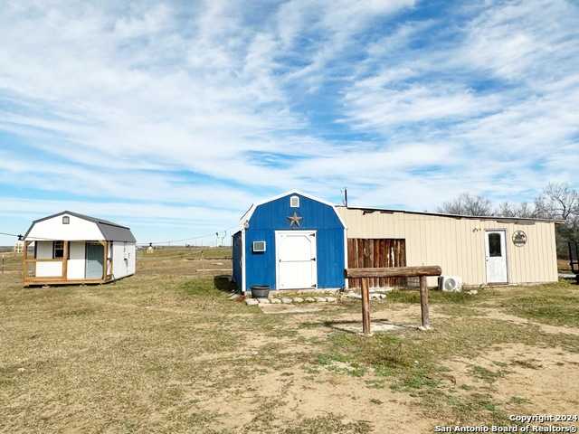 photo 1: 6161 County Road 2000, Pearsall TX 78061