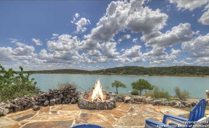 photo 2: 2146 CANYON LAKE DR, Canyon Lake TX 78133