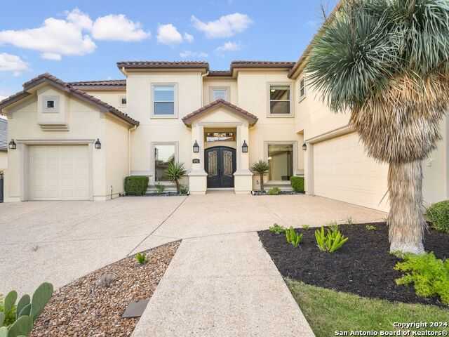 photo 2: 6311 SEVILLA CIR, San Antonio TX 78257