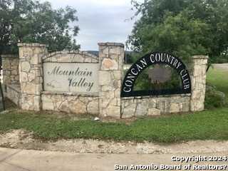 photo 1: 7 Mountain Valley Dr, ConCan TX 78838