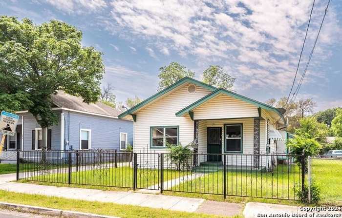 photo 2: 250 Walton Ave, San Antonio TX 78225