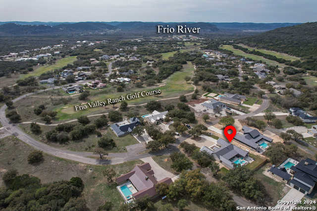 photo 3: 1416 Mountain Valley Drive, ConCan TX 78838