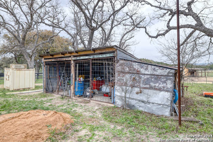 photo 40: 641 Patterson Creek Rd, Leakey TX 78873