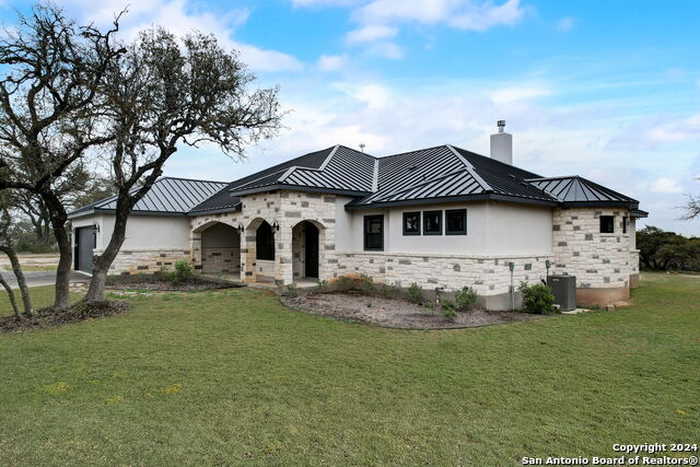 photo 1: 40 Greco Bend, Boerne TX 78006