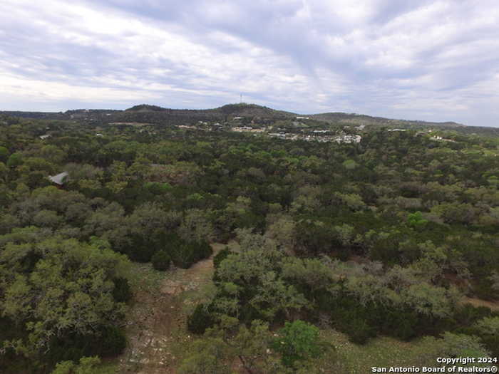 photo 7: 861 CHARTER OAK DR, Canyon Lake TX 78133