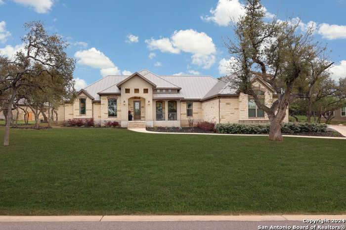 photo 2: 967 BELLE OAKS BLVD, Bulverde TX 78163