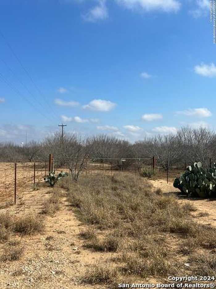 photo 1: 2453 FM 1917, Carrizo Springs TX 78834