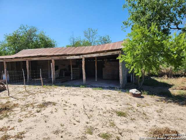 photo 3: 506-600 N Cotulla St., Carrizo Springs TX 78834