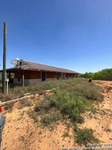 photo 3: 1799 FM 1556, Carrizo Springs TX 78834