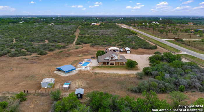 photo 1: 858 S Ranch Road 187, Sabinal TX 78881