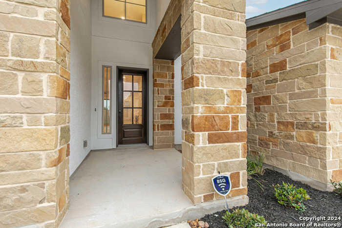 photo 2: 456 VAMANOS, Boerne TX 78006